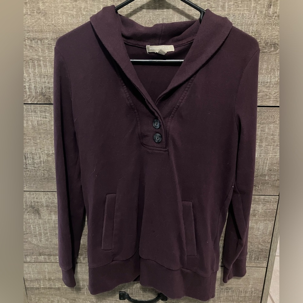 Banana Republic Small Long Sleeve Collared Sweater Plum